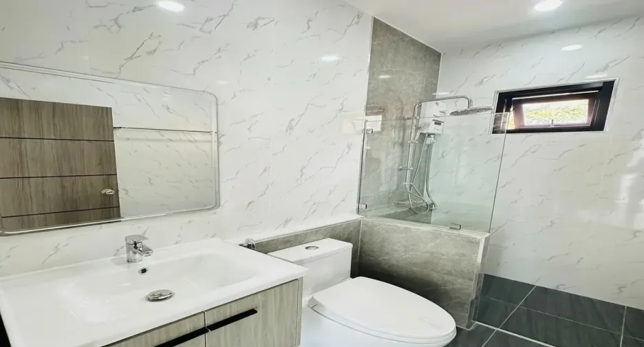 Haus zum Kauf mit 3 Zimmer in East Pattaya, Pattaya