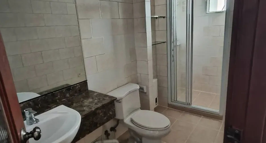 For rent 2 bedrooms apartment in Khlong Toei, Bangkok