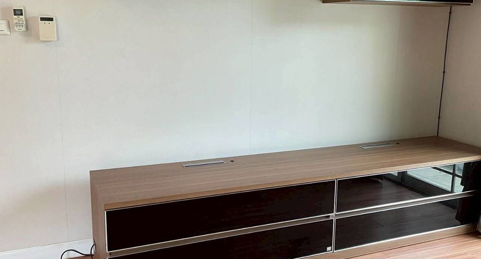 出租 4 卧室 独立屋 在 Bang Phli, Samut Prakan