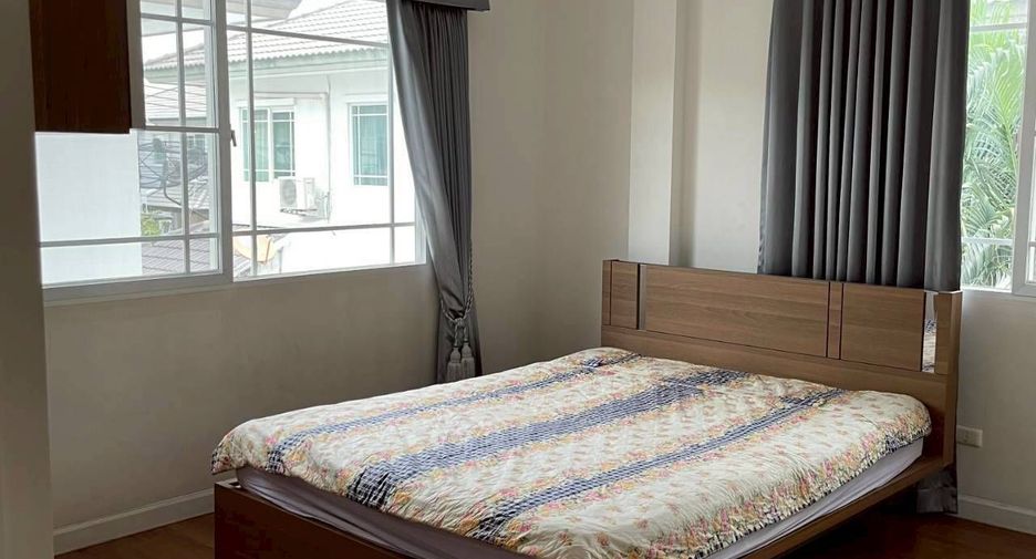 出租 4 卧室 独立屋 在 Bang Phli, Samut Prakan