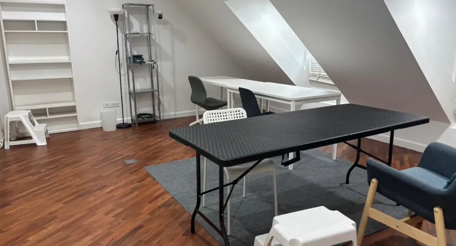For sale 4 ベッドルーム townhouse in Watthana, Bangkok