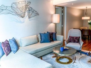 For rent 2 bedrooms condo in Pathum Wan, Bangkok