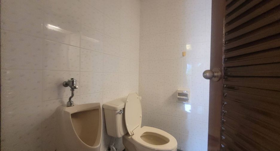 For rent 3 ベッドルーム condo in Watthana, Bangkok