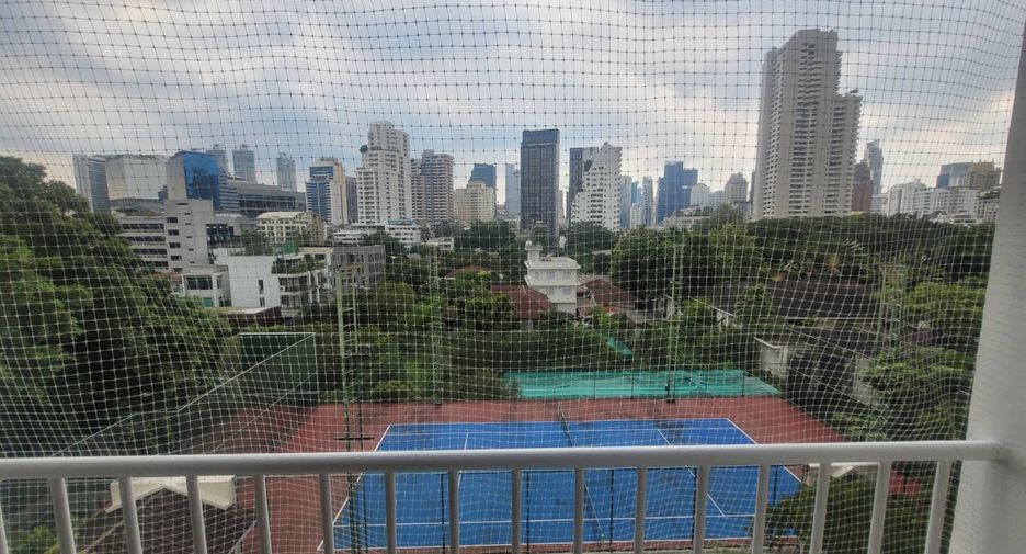 For rent 3 ベッドルーム condo in Watthana, Bangkok