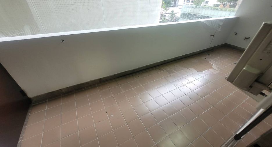 For rent 3 ベッドルーム condo in Watthana, Bangkok