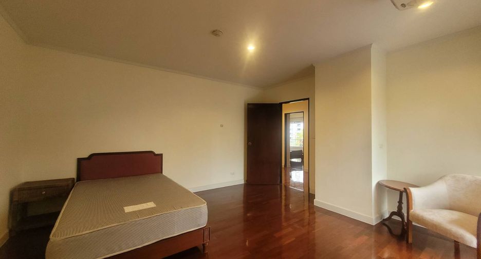 For rent 3 ベッドルーム condo in Watthana, Bangkok