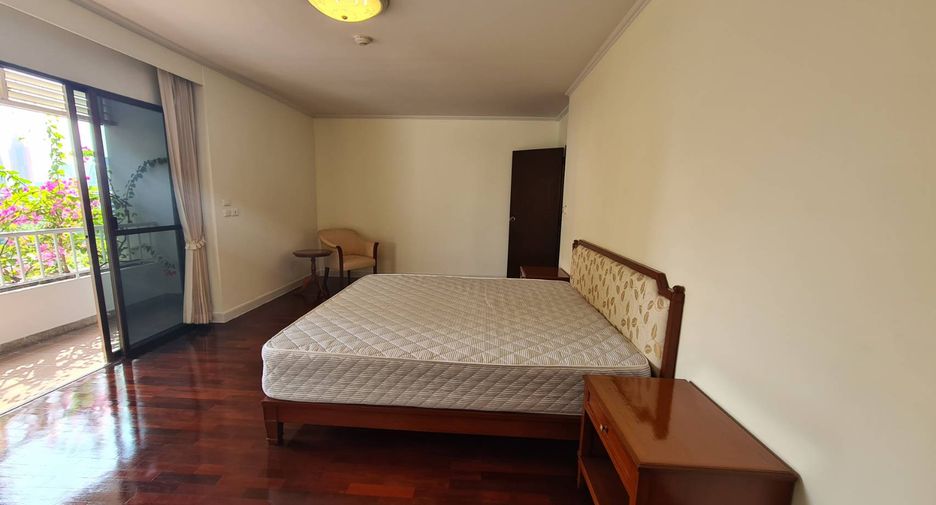 For rent 3 ベッドルーム condo in Watthana, Bangkok