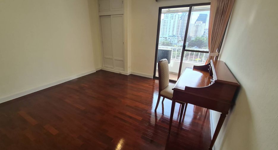 For rent 3 ベッドルーム condo in Watthana, Bangkok
