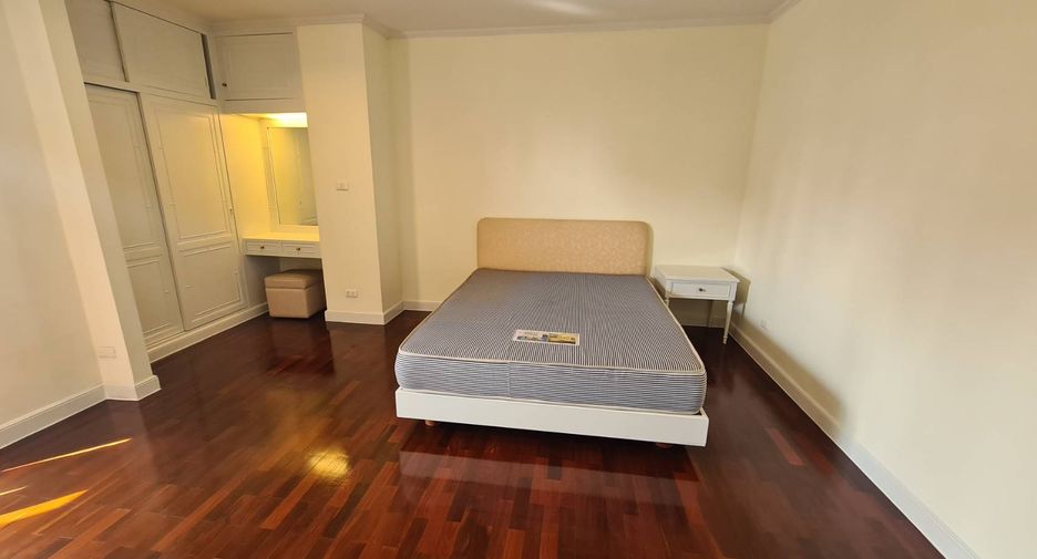 For rent 3 ベッドルーム condo in Watthana, Bangkok