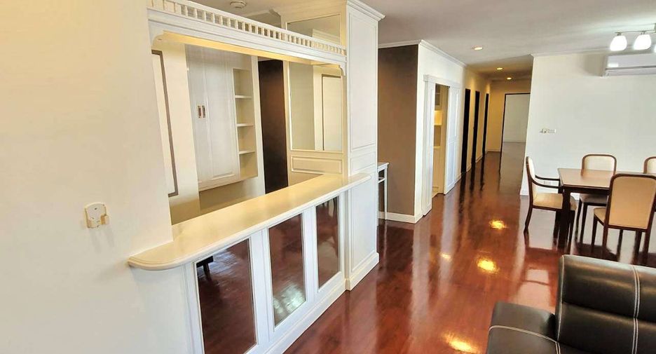 For rent 3 ベッドルーム condo in Watthana, Bangkok