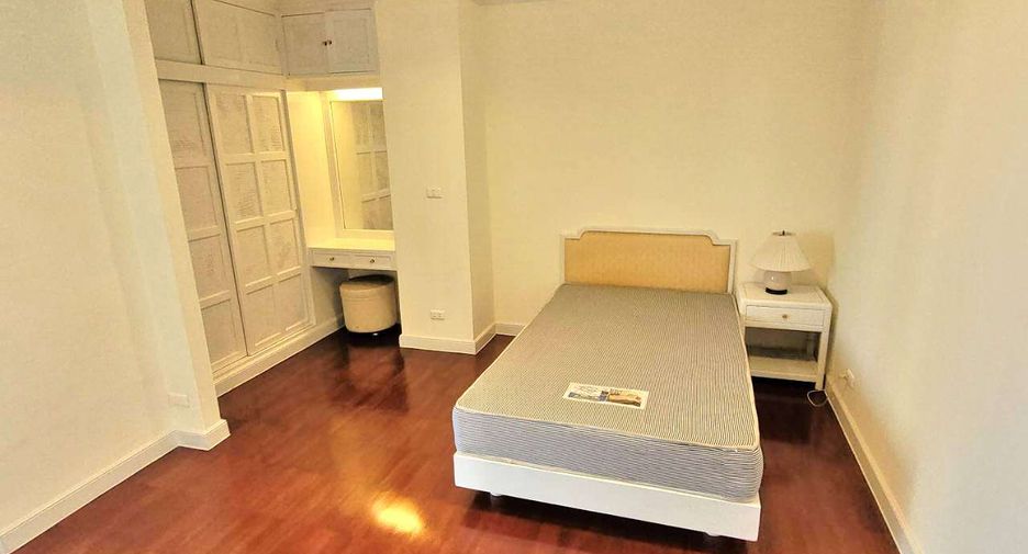 For rent 3 ベッドルーム condo in Watthana, Bangkok