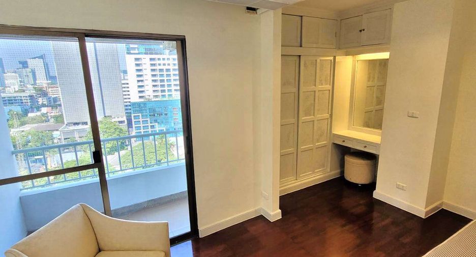 For rent 3 ベッドルーム condo in Watthana, Bangkok