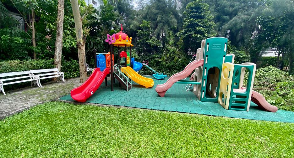 For rent 3 ベッドルーム condo in Watthana, Bangkok