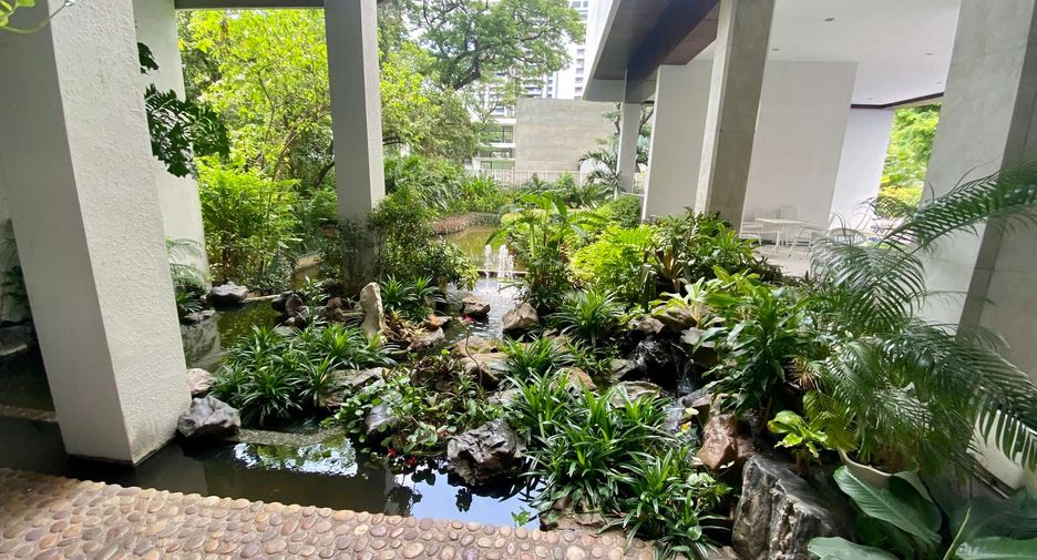 For rent 3 ベッドルーム condo in Watthana, Bangkok