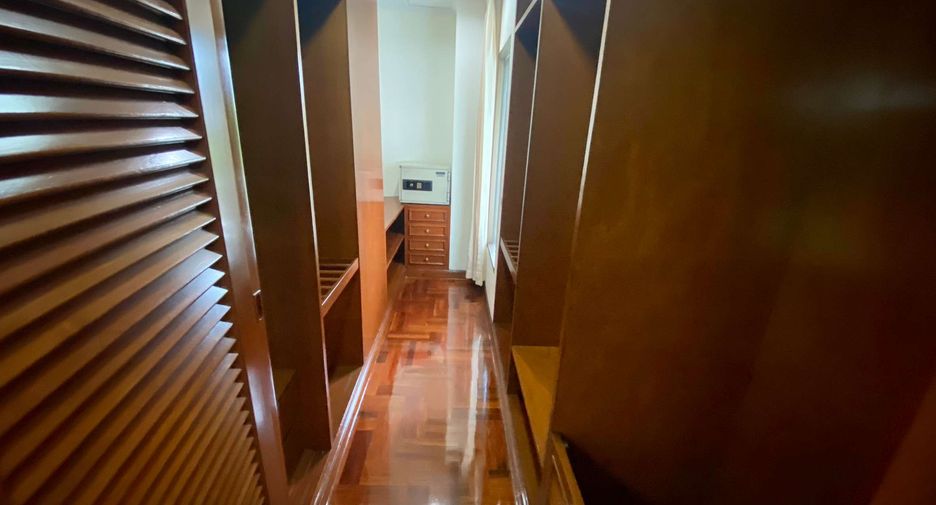 For rent 3 ベッドルーム condo in Watthana, Bangkok