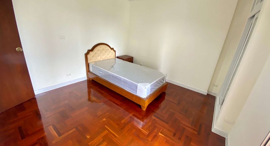 For rent 3 ベッドルーム condo in Watthana, Bangkok