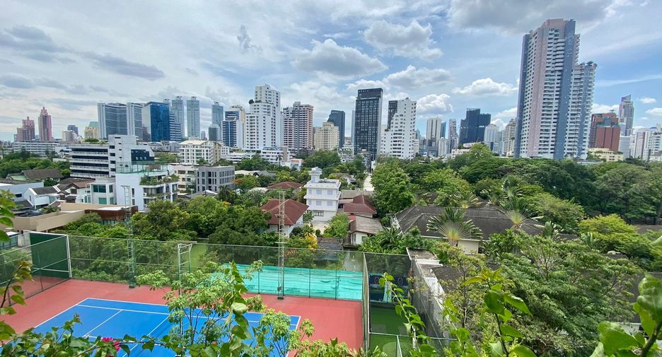 For rent 3 ベッドルーム condo in Watthana, Bangkok