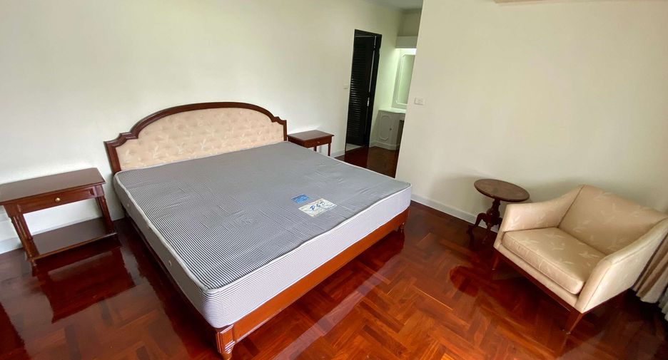 For rent 3 ベッドルーム condo in Watthana, Bangkok