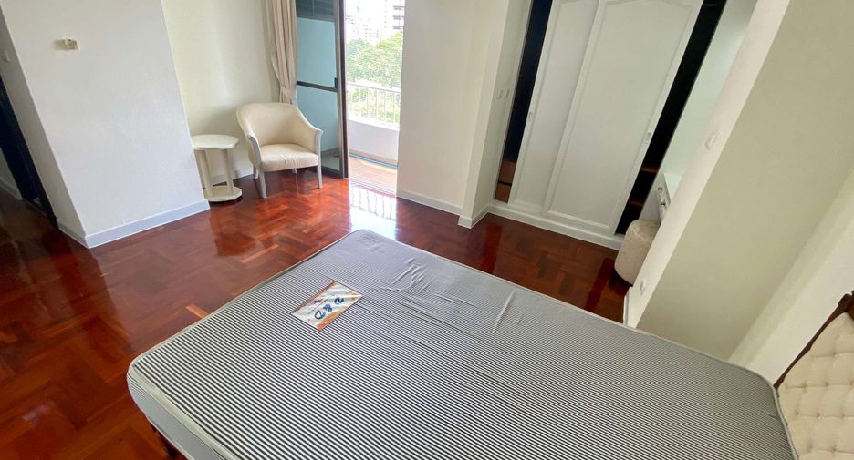 For rent 3 ベッドルーム condo in Watthana, Bangkok
