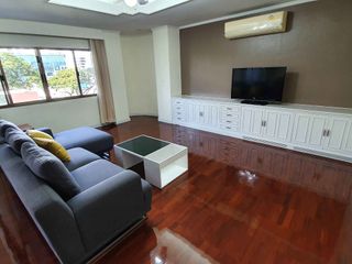 ให้เช่า 3 ห้องนอน คอนโด ใน วัฒนา, กรุงเทพฯ