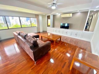 Condo en alquiler de 3 habitaciones en Watthana, Bangkok