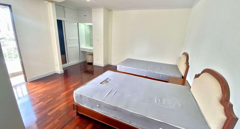For rent 3 ベッドルーム condo in Watthana, Bangkok