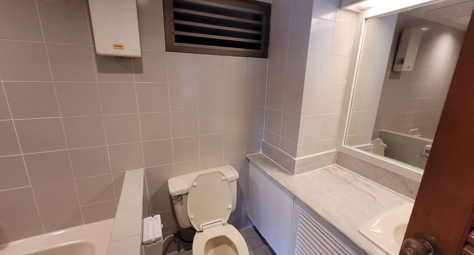 Wohnung zur Miete mit 3 Zimmer in Watthana, Bangkok