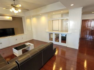 Wohnung zur Miete mit 3 Zimmer in Watthana, Bangkok