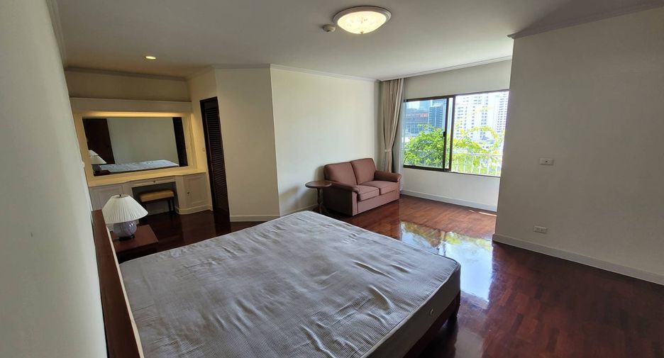 Wohnung zur Miete mit 3 Zimmer in Watthana, Bangkok