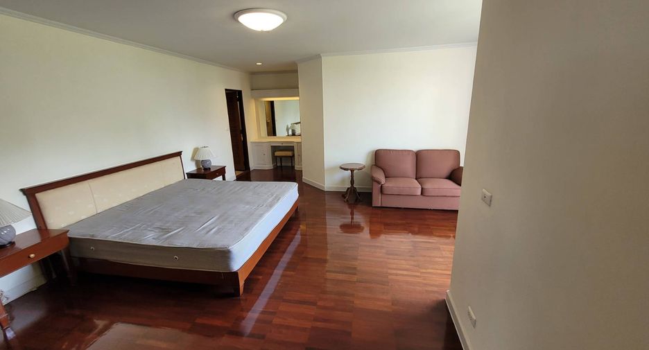 Wohnung zur Miete mit 3 Zimmer in Watthana, Bangkok