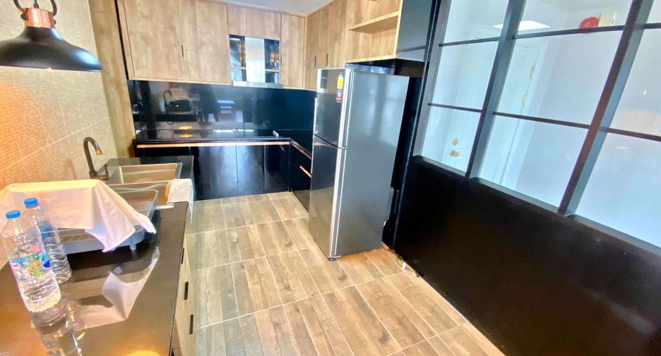 For rent 2 ベッドルーム condo in Watthana, Bangkok