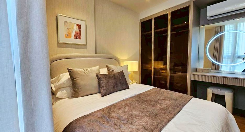For rent 2 bedrooms condo in Khlong Toei, Bangkok