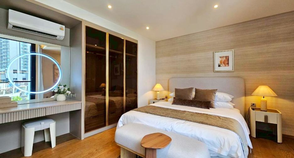 For rent 2 bedrooms condo in Khlong Toei, Bangkok