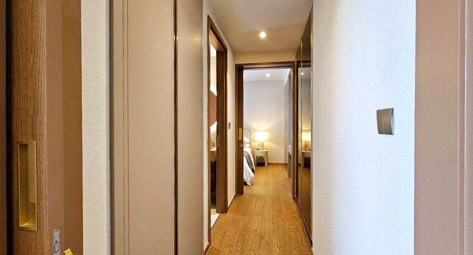 For rent 2 bedrooms condo in Khlong Toei, Bangkok