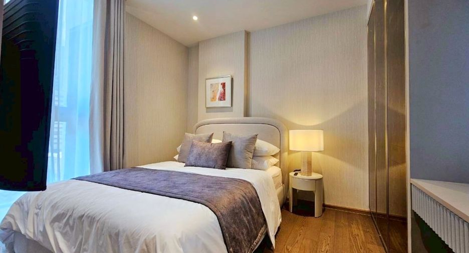 For rent 2 bedrooms condo in Khlong Toei, Bangkok