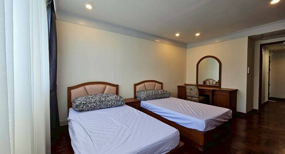 Condo en alquiler de 2 habitaciones en Khlong Toei, Bangkok
