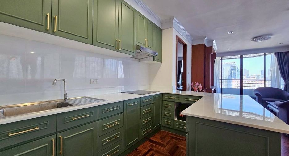 Condo en alquiler de 2 habitaciones en Khlong Toei, Bangkok