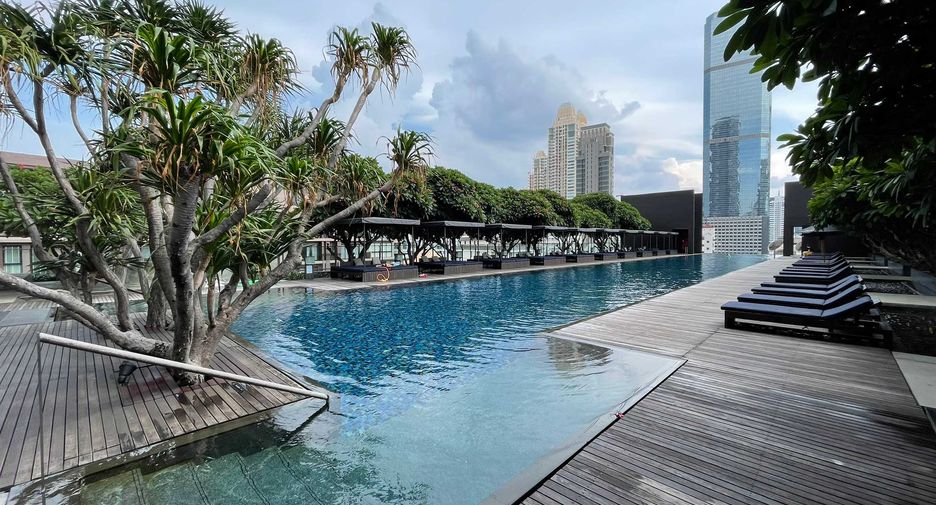 For rent 2 bedrooms condo in Sathon, Bangkok