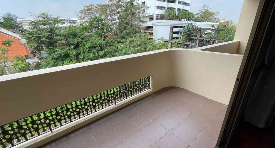 Wohnung zur Miete mit 3 Zimmer in Watthana, Bangkok