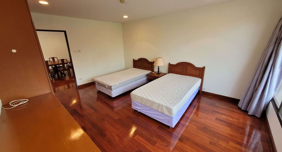 Wohnung zur Miete mit 3 Zimmer in Watthana, Bangkok