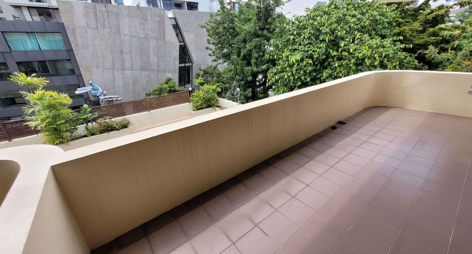 Wohnung zur Miete mit 3 Zimmer in Watthana, Bangkok