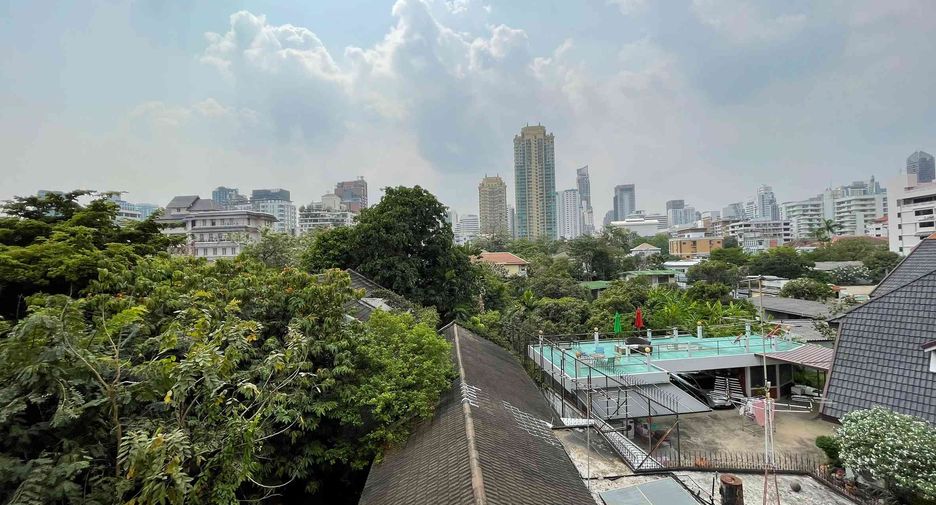 Wohnung zur Miete mit 3 Zimmer in Watthana, Bangkok