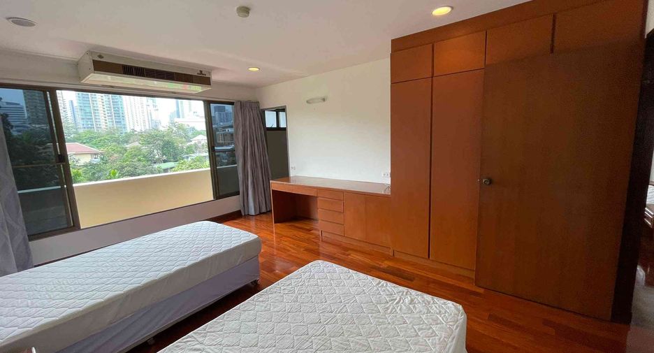 Wohnung zur Miete mit 3 Zimmer in Watthana, Bangkok