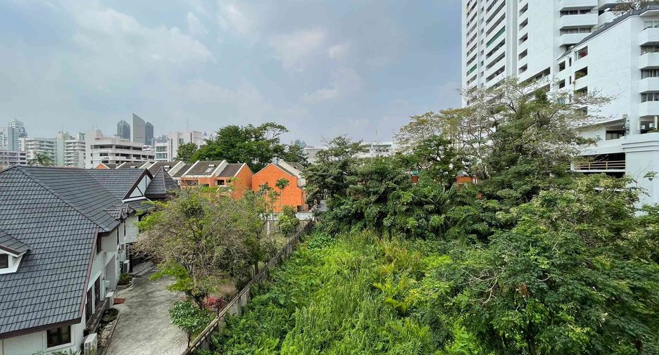 Wohnung zur Miete mit 3 Zimmer in Watthana, Bangkok