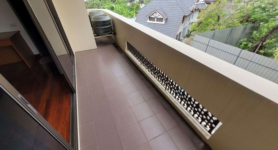 Wohnung zur Miete mit 3 Zimmer in Watthana, Bangkok
