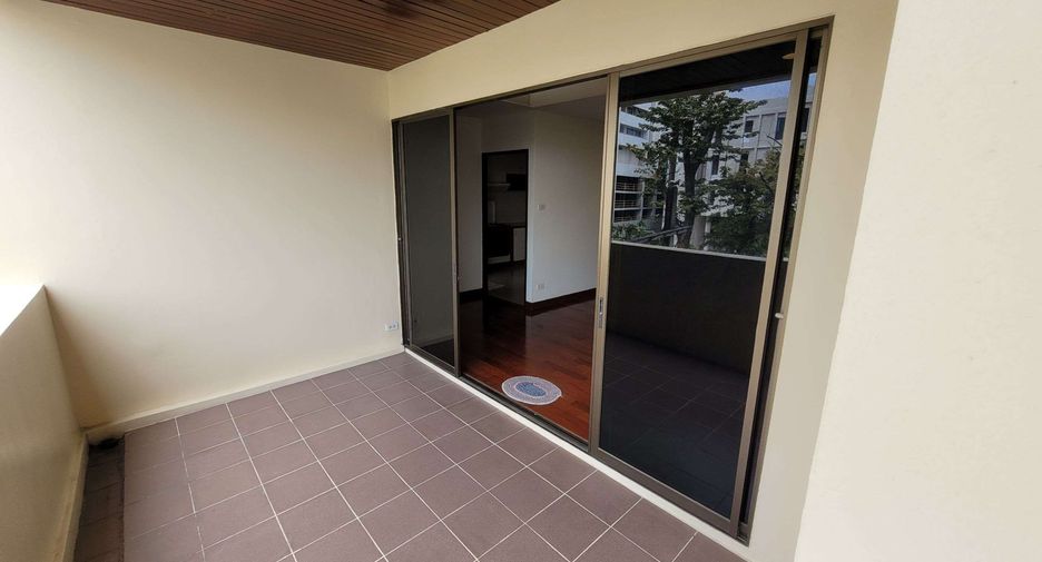 Wohnung zur Miete mit 3 Zimmer in Watthana, Bangkok
