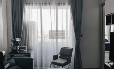 Condo en alquiler de 1 habitaciones en Phra Khanong, Bangkok