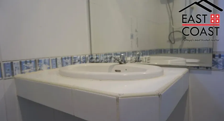 Haus zur Miete und zum Kauf mit 2 Zimmer in Bang Lamung, Chonburi