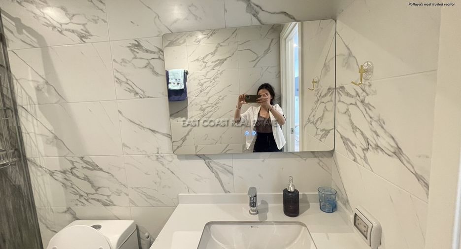 For sale and for rent 2 bedrooms condo in Pratumnak, Pattaya