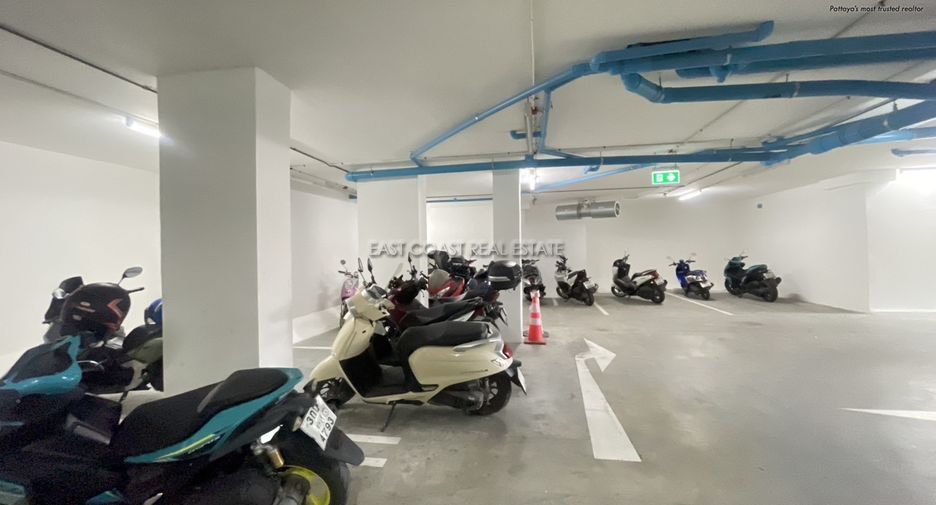 For sale and for rent 2 bedrooms condo in Pratumnak, Pattaya